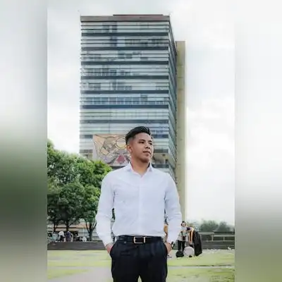 姜芳国
